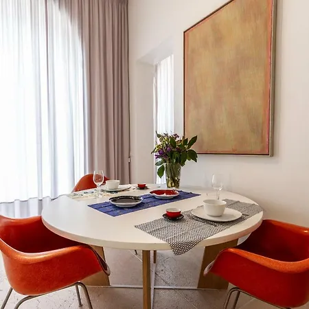 Gallery * מאנטובה
